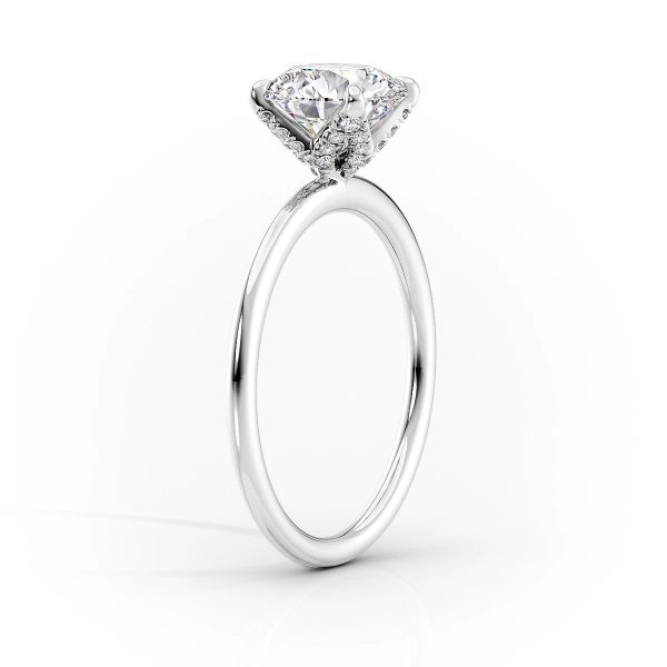 The Petal Kamellie Set With A 1.5 Carat Princess Moissanite Online Hot Sale